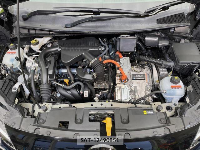 Nissan AURA 2022-10 8360523-17