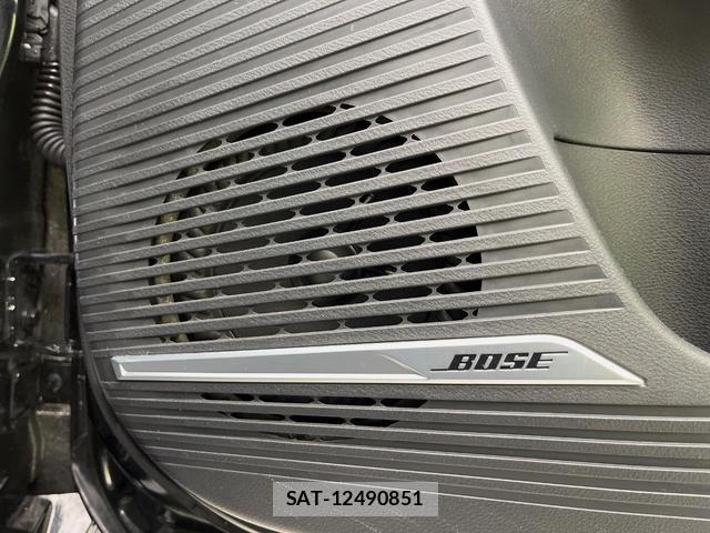 Nissan AURA 2022-10 8360523-4