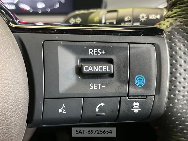 Nissan AURA 2022-07 8360561-6
