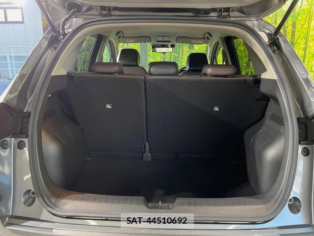 Nissan AURA 2025-07 8361063-9