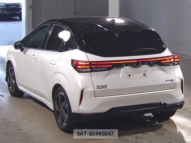 Nissan AURA 2022-05 8361290-1