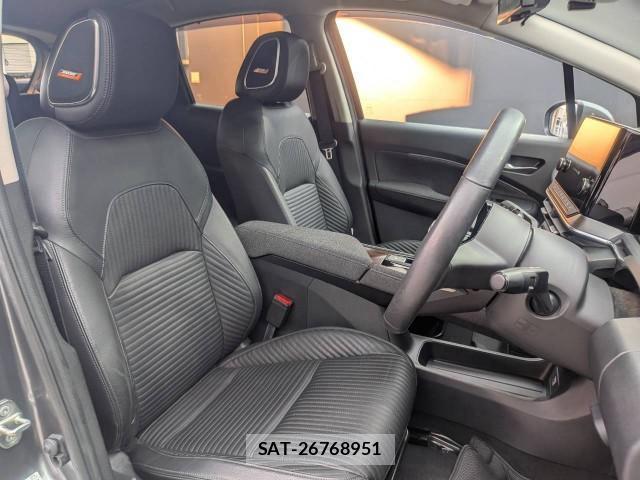 Nissan AURA 2022-04 8361421-15