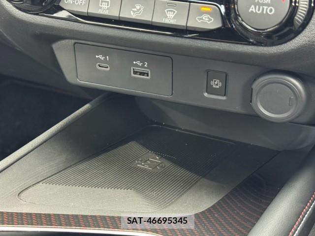 Nissan AURA 2022-07 8361433-17
