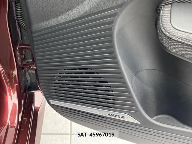 Nissan AURA 2022-01 8362609-2