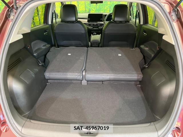 Nissan AURA 2022-01 8362609-9