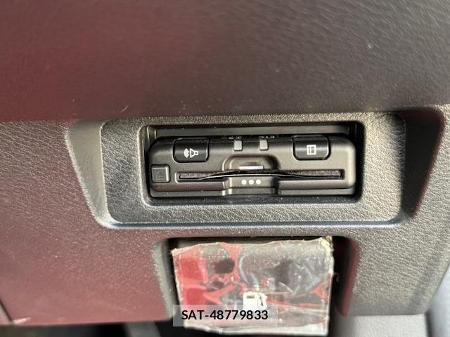 Nissan AURA 2022-12 8362919-12