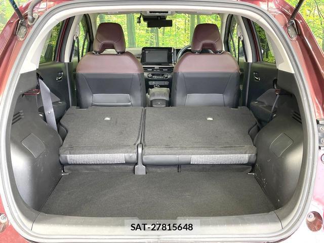 Nissan AURA 2022-03 8363405-9