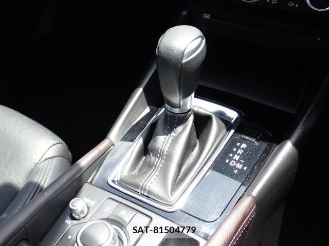 Mazda AXELA SPORT 2016-09 8360848-15