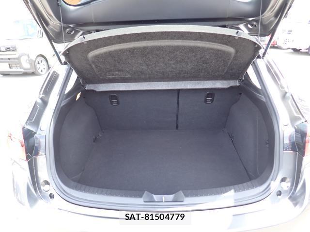 Mazda AXELA SPORT 2016-09 8360848-18
