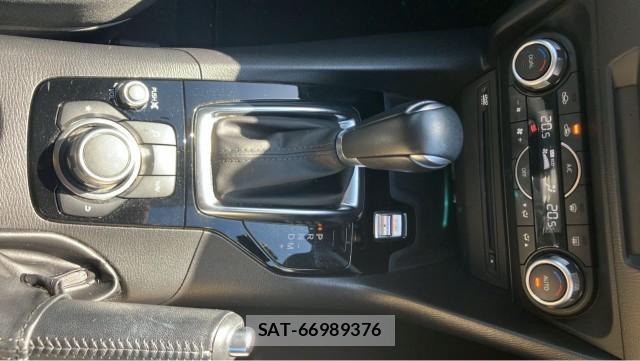 Mazda AXELA SPORT 2018-05 8362290-14