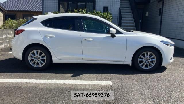 Mazda AXELA SPORT 2018-05 8362290-3
