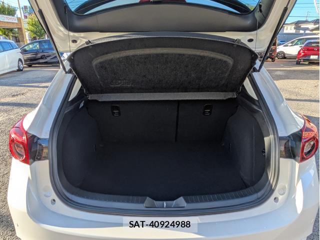 Mazda AXELA SPORT 2016-08 8363286-15