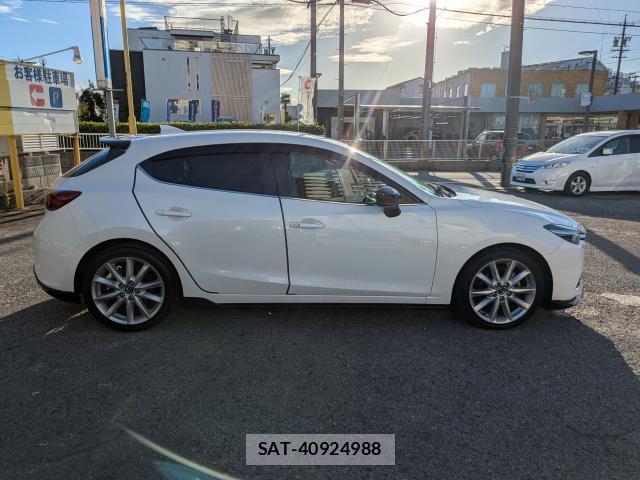Mazda AXELA SPORT 2016-08 8363286-3