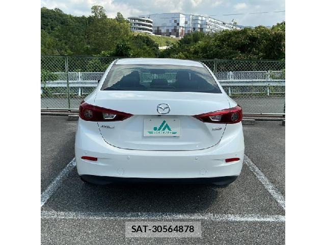 Mazda AXELA 2017-11 8363268-1