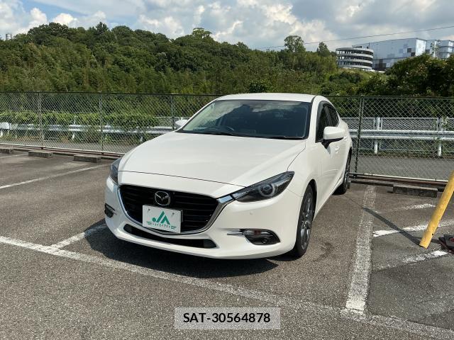 Mazda AXELA 2017-11 8363268-12