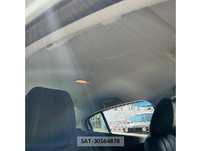 Mazda AXELA 2017-11 8363268-16