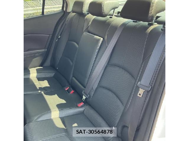 Mazda AXELA 2017-11 8363268-6