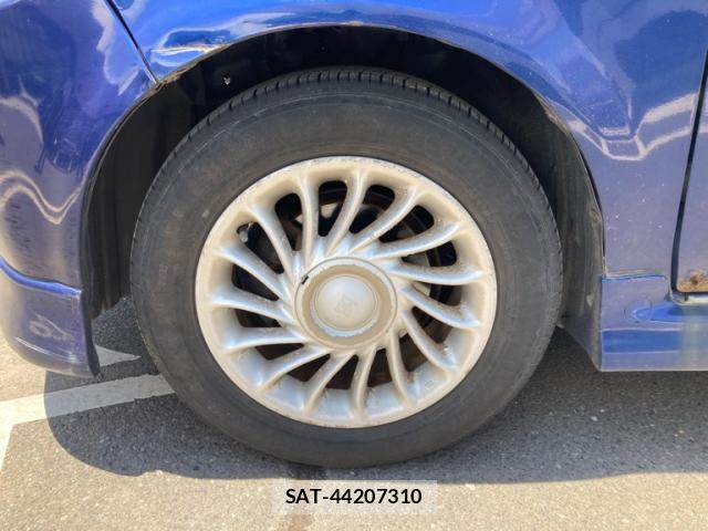 Toyota BB 2001-08 8363319-13