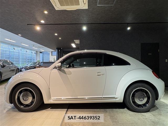 VolksWagen BEETLE 2013-02 8362067-5
