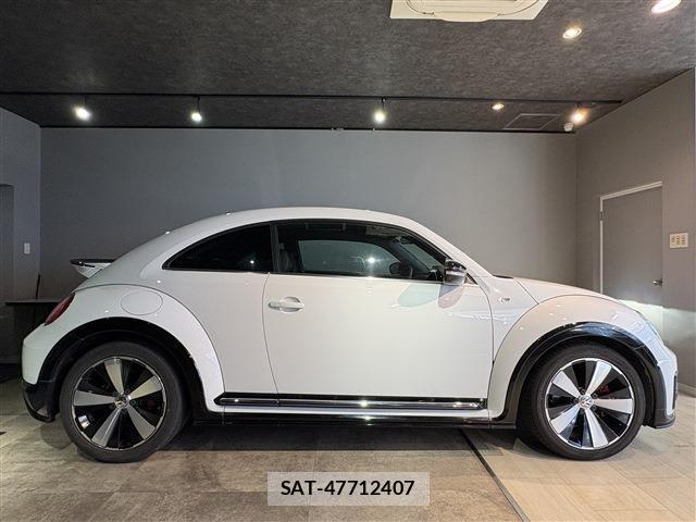 VolksWagen BEETLE 2017-03 8362068-1