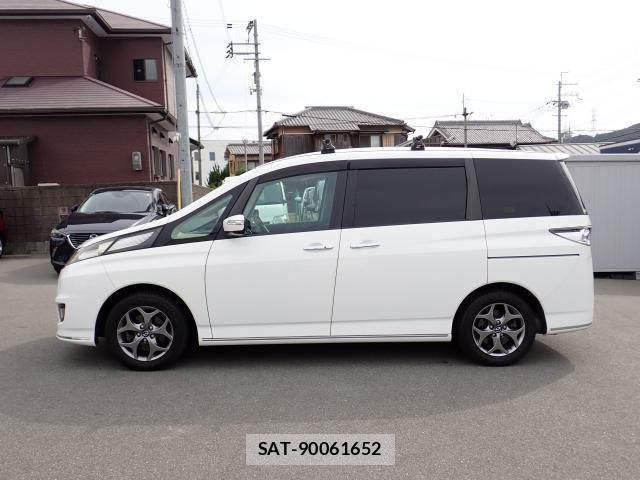 Mazda BIANTE 2013-09 8360845-10