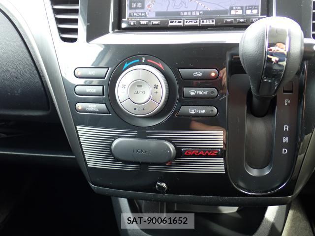 Mazda BIANTE 2013-09 8360845-15