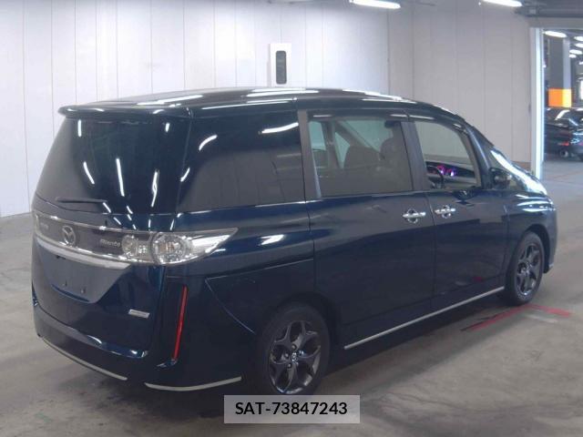 Mazda BIANTE 2014-03 8363413-4