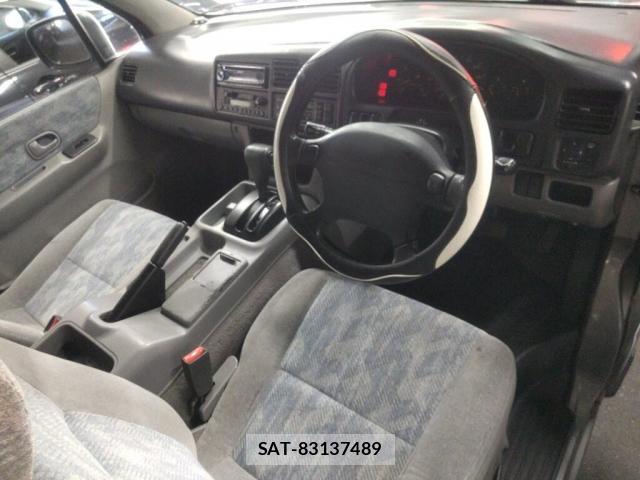Mazda BONGO FRIENDEE 1998-02 8360706-2