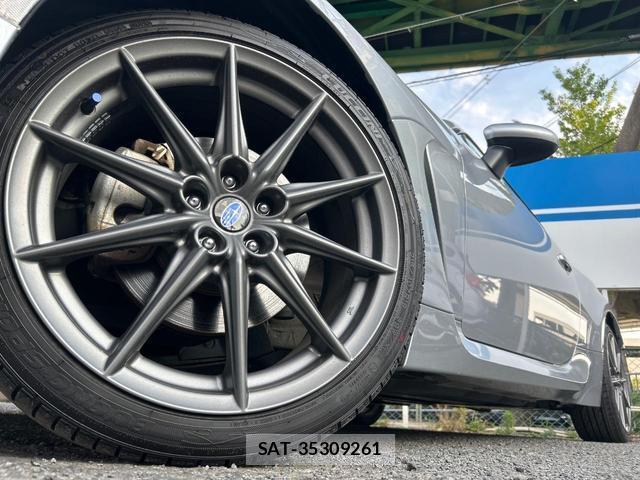 Subaru BRZ 2021-10 8361453-12