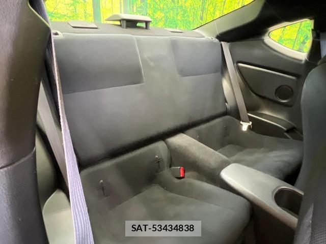 Subaru BRZ 2013-03 8362809-8