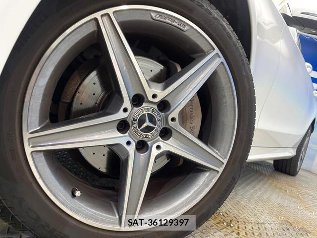 Mercedes Benz C-CLASS 2018-03 8360670-12