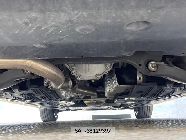Mercedes Benz C-CLASS 2018-03 8360670-19