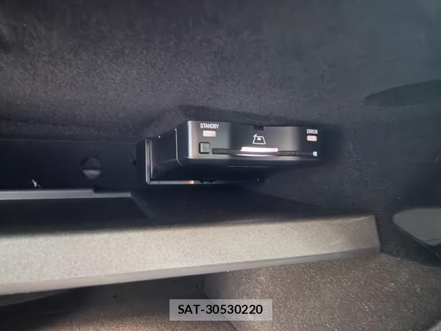 Mercedes Benz C-CLASS 2024-11 8360842-8
