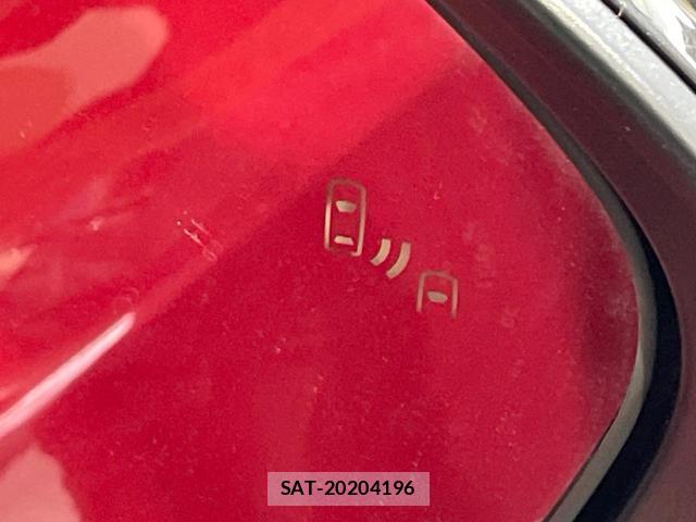 Toyota C-HR 2018-04 8360637-7