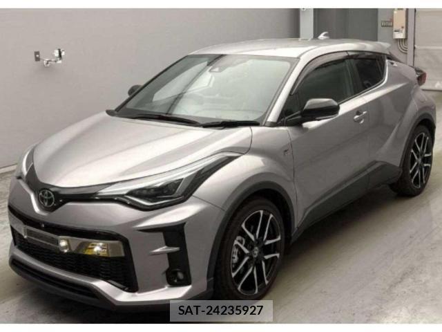 Toyota C-HR 2021-07 8361183-0