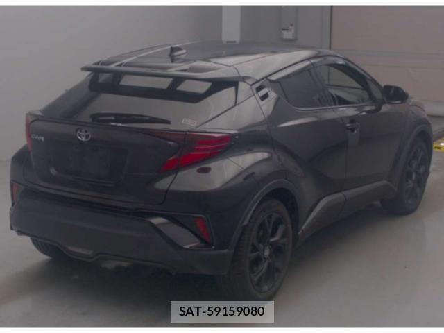 Toyota C-HR 2023-08 8361311-1