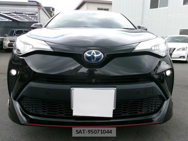 Toyota C-HR 2021-12 8361765-9