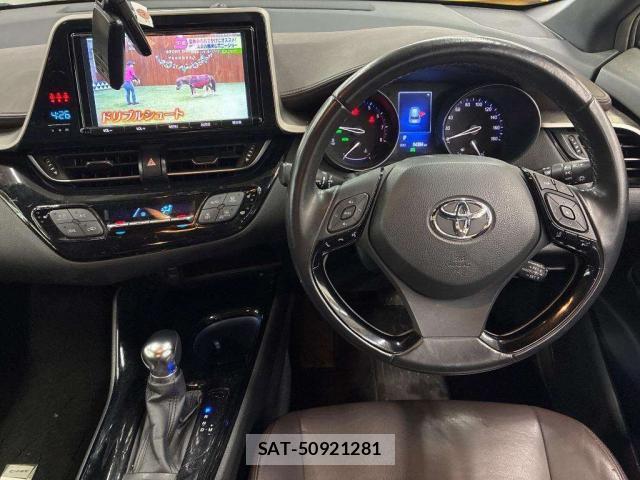 Toyota C-HR 2017-07 8362128-2