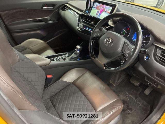 Toyota C-HR 2017-07 8362128-4