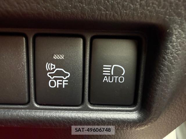 Toyota C-HR 2019-03 8362374-11