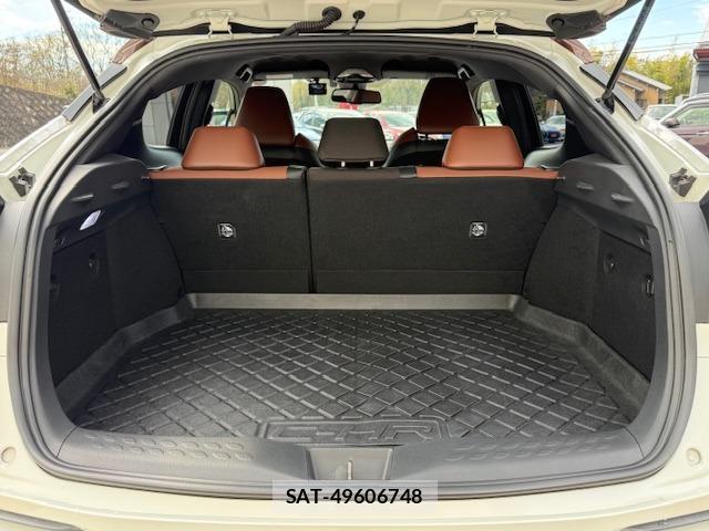 Toyota C-HR 2019-03 8362374-7