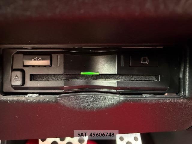 Toyota C-HR 2019-03 8362374-8