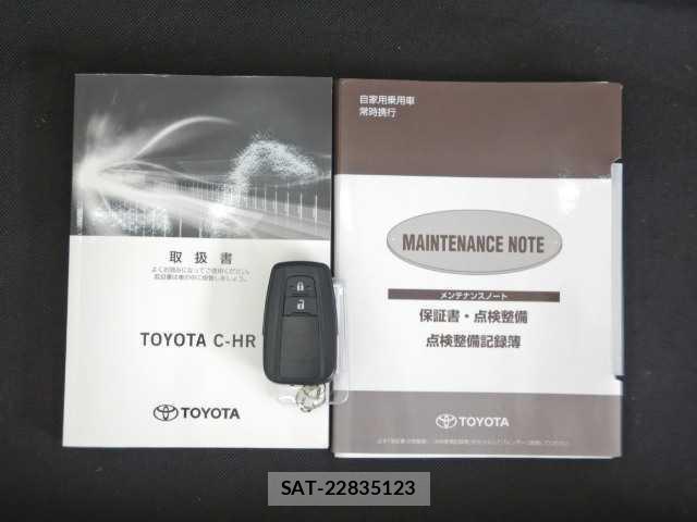 Toyota C-HR 2018-08 8362376-19