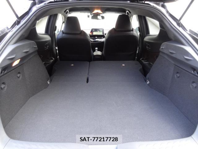 Toyota C-HR 2017 8362644-11