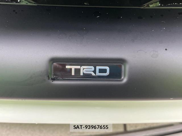 Toyota C-HR 2021-02 8362765-2