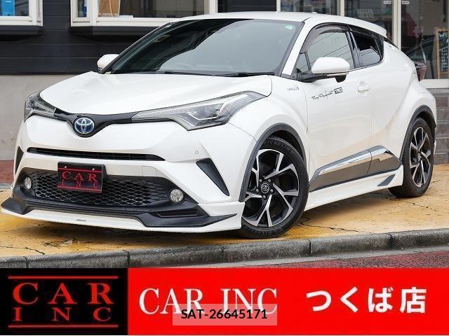 Toyota C-HR 2017-06 8363393-0