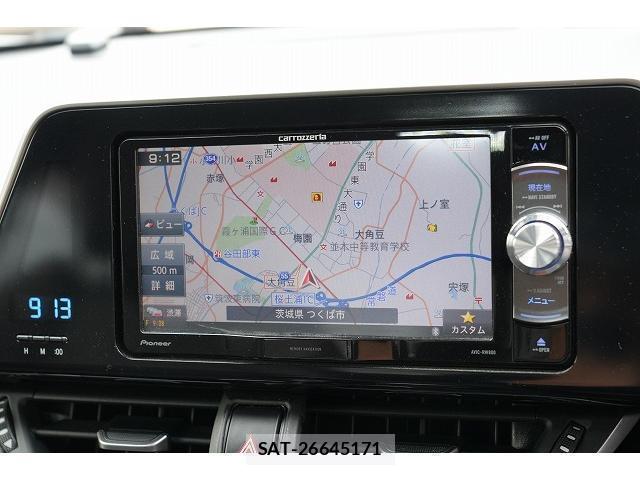 Toyota C-HR 2017-06 8363393-12