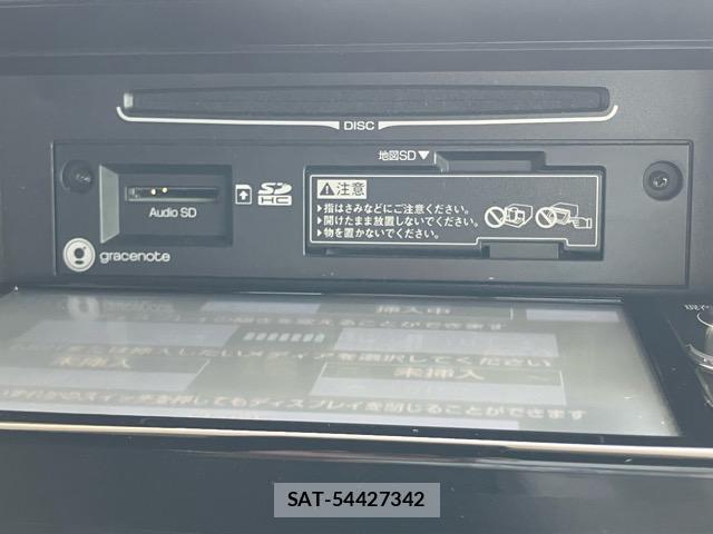 Toyota C-HR 2018-05 8363611-12