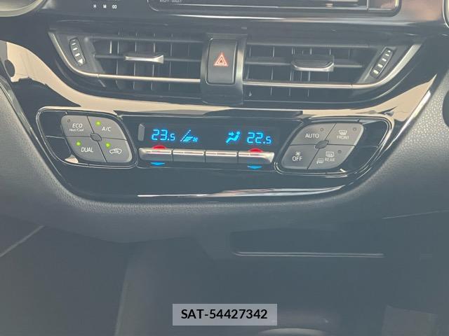 Toyota C-HR 2018-05 8363611-14
