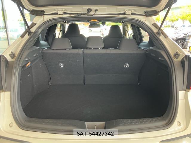 Toyota C-HR 2018-05 8363611-8